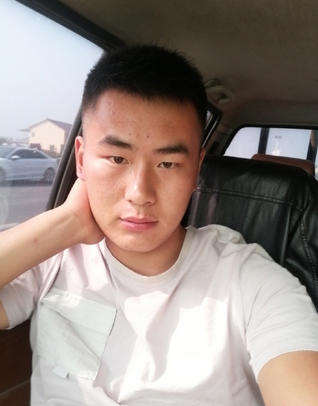 马宏亮的第二张照片--青岛相亲服务中心