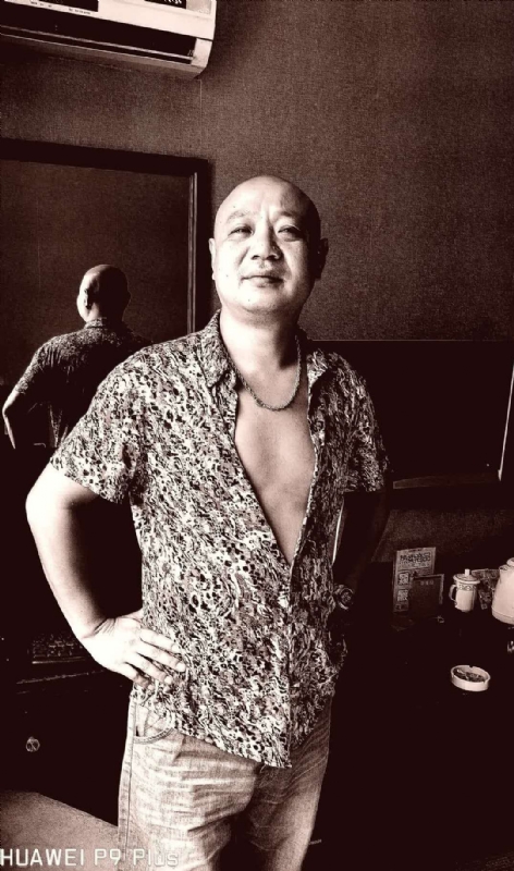 该谁是谁的第一张照片--青岛相亲服务中心