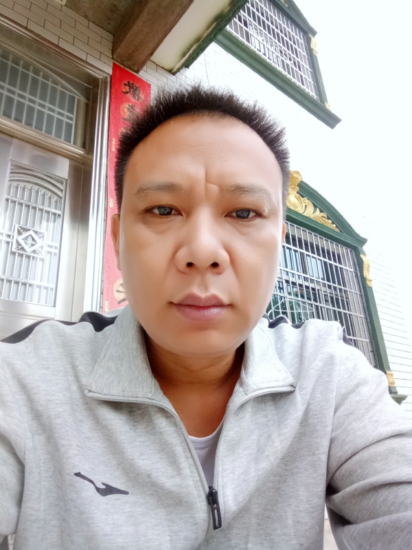 随缘的第一张照片--青岛相亲服务中心