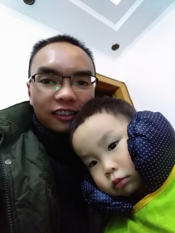 123木头人的第一张照片--青岛相亲服务中心