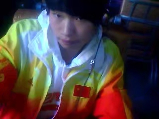 路边的野草的第一张照片--青岛相亲服务中心