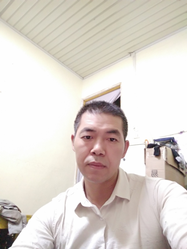 为伊消得人憔悴的第一张照片--青岛相亲服务中心