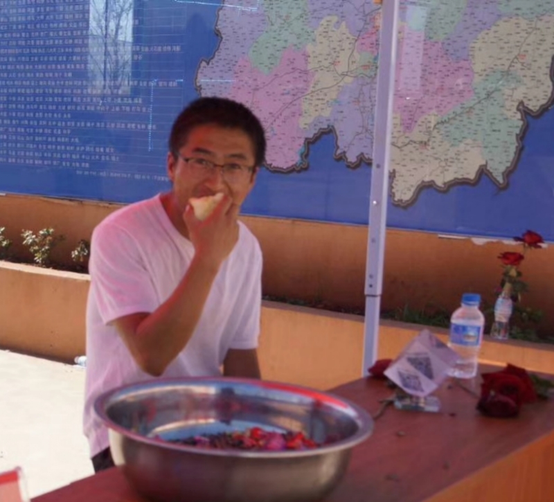 寻水的第一张照片--青岛相亲服务中心