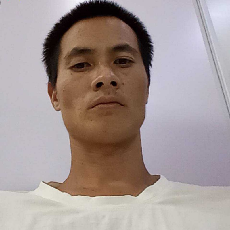 孤独的第一张照片--青岛相亲服务中心