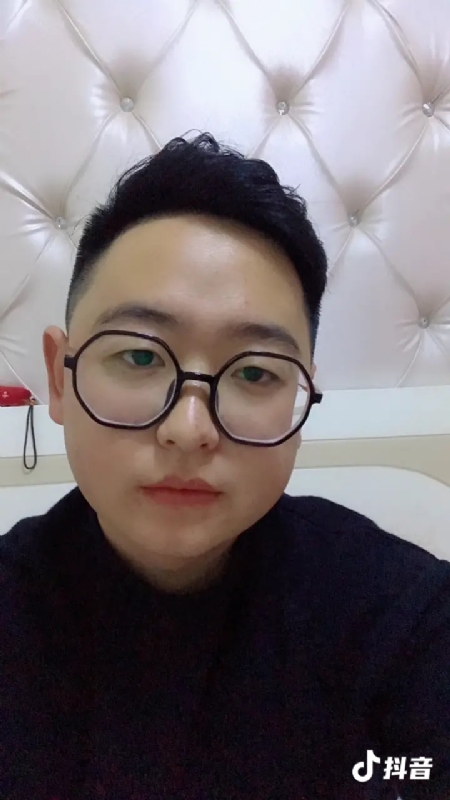 杰森的第一张照片--青岛相亲服务中心