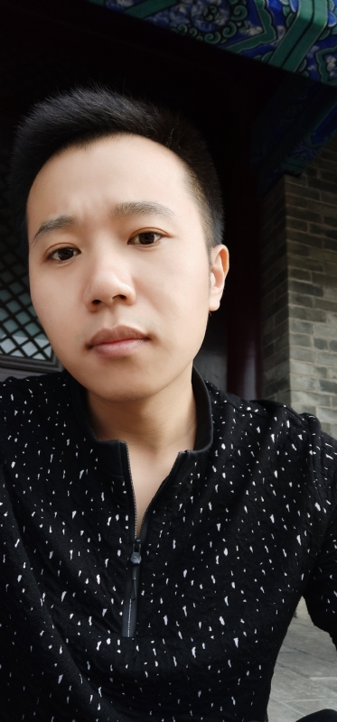 大象随风的第一张照片--青岛相亲服务中心