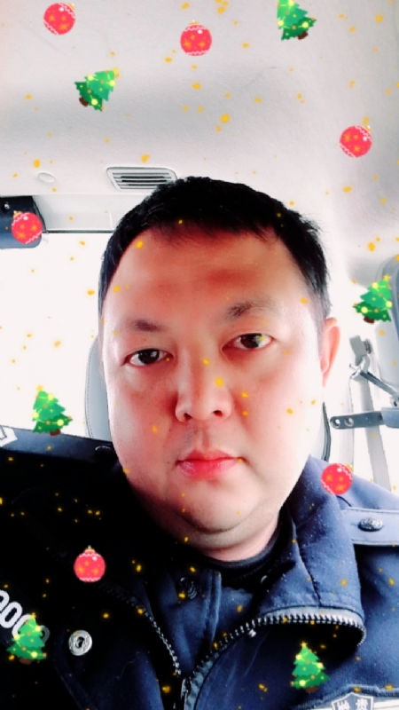 恨孤独的第一张照片--青岛相亲服务中心