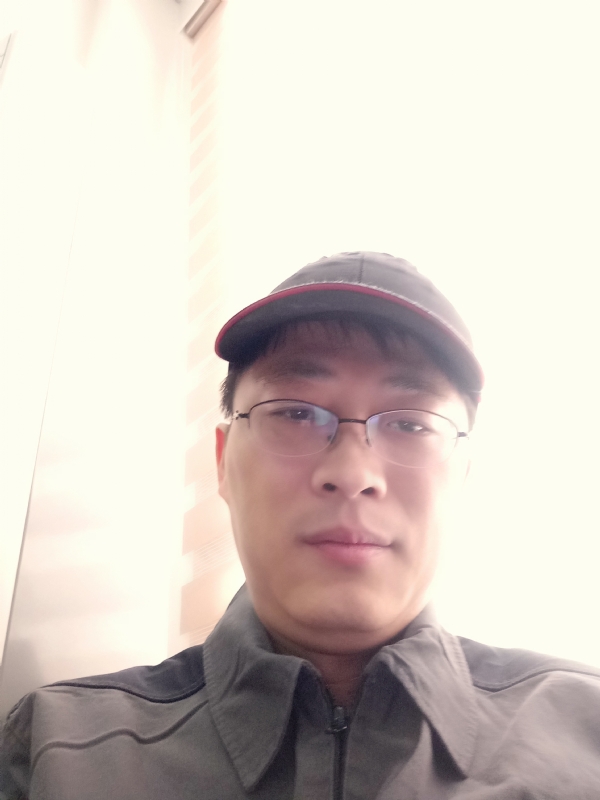 小马哥的第一张照片--青岛相亲服务中心