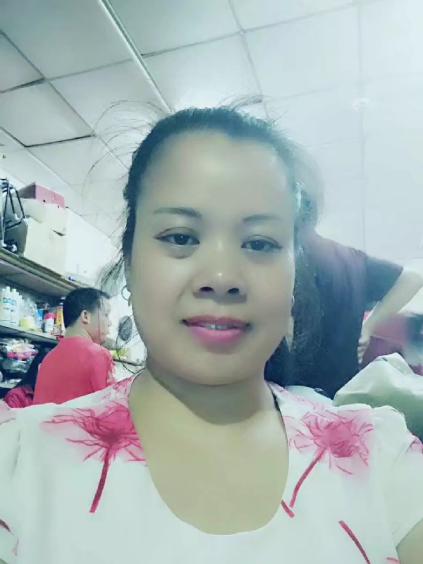 把自己当宝贝的第一张照片--青岛相亲服务中心