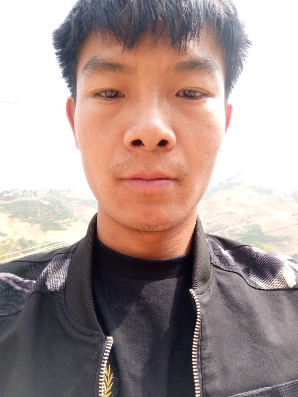 唐伟的第一张照片--青岛相亲服务中心