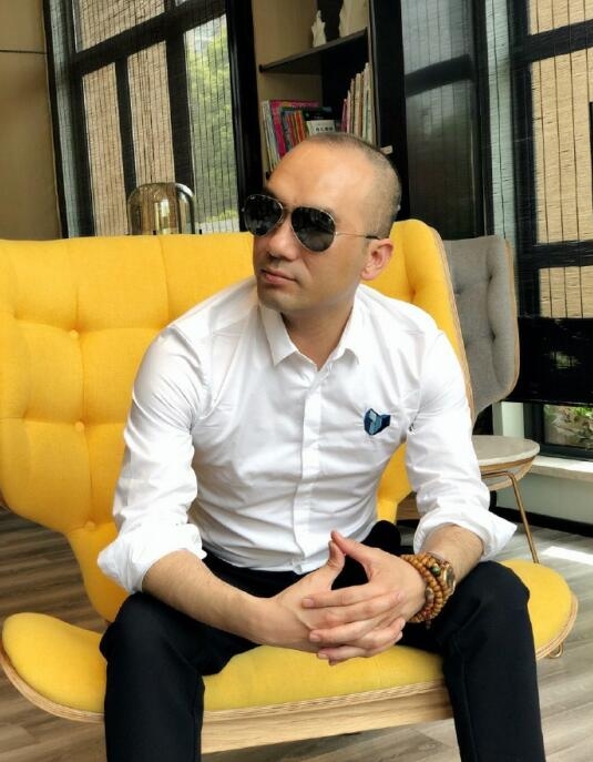 海纳百川的第一张照片--青岛相亲服务中心