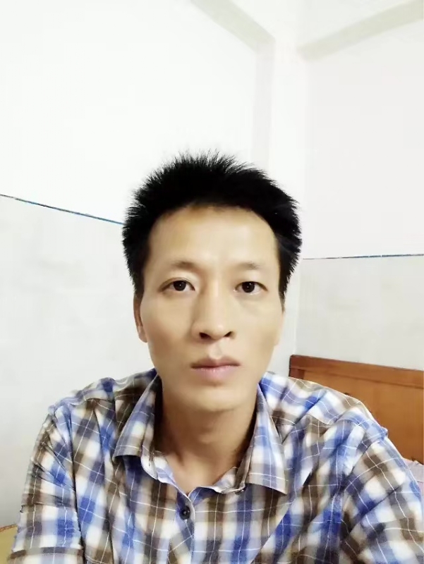 流年未亡的第一张照片--青岛相亲服务中心