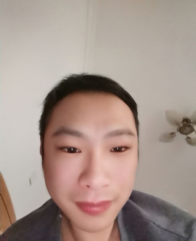 陈峰的第一张照片--青岛相亲服务中心