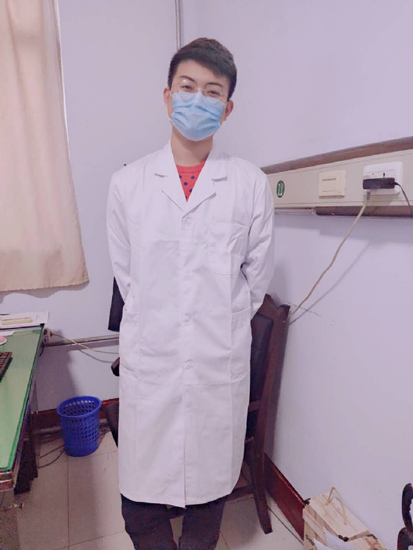 Leslie的第一张照片--青岛相亲服务中心