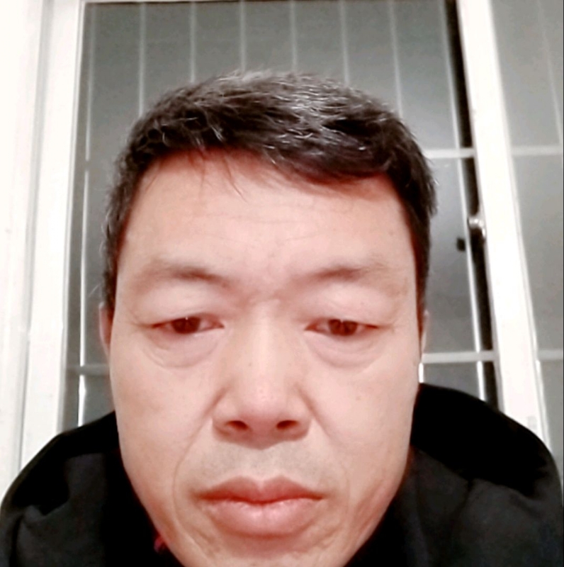 心静的第一张照片--青岛相亲服务中心