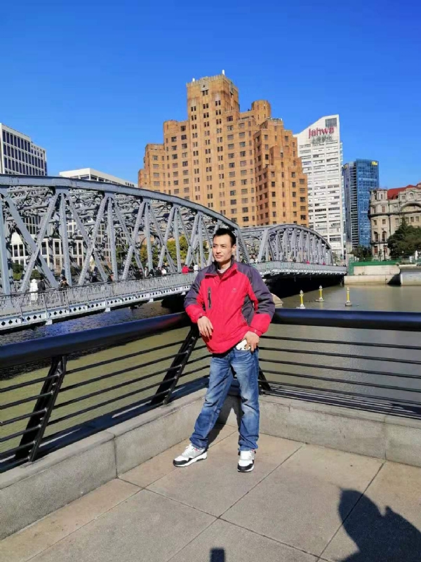 老乐的第一张照片--青岛相亲服务中心