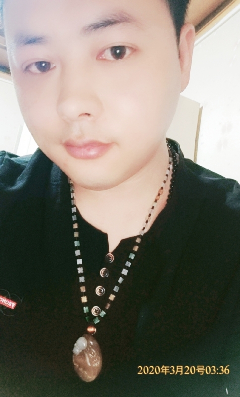 滴水成沙的第一张照片--青岛相亲服务中心