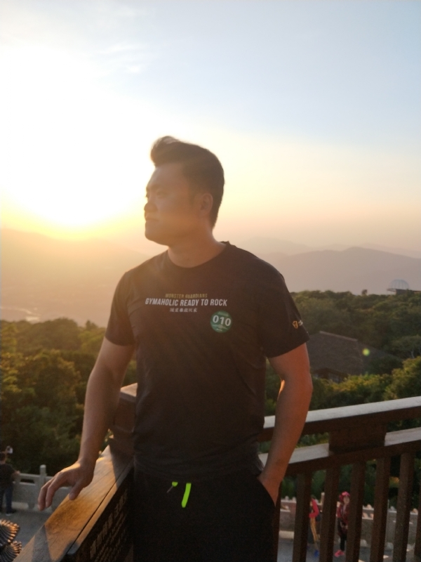 自律的第一张照片--青岛相亲服务中心