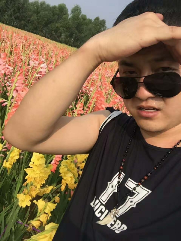 QH-蓝细胞的第一张照片--青岛相亲服务中心