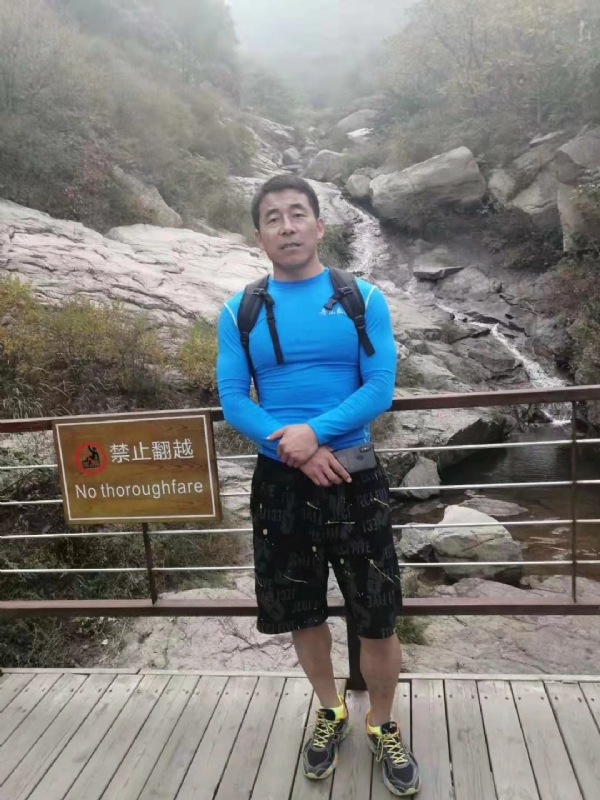 四季阳光的第一张照片--青岛相亲服务中心