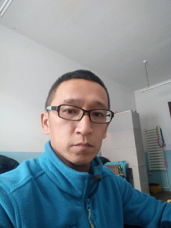 晓峰的第三张照片--青岛相亲服务中心