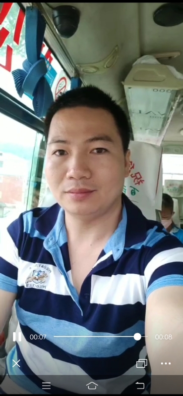 恋人未满的第一张照片--青岛相亲服务中心