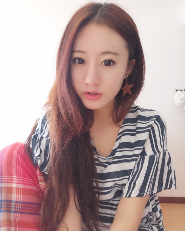 妮妮的第二张照片--青岛相亲服务中心