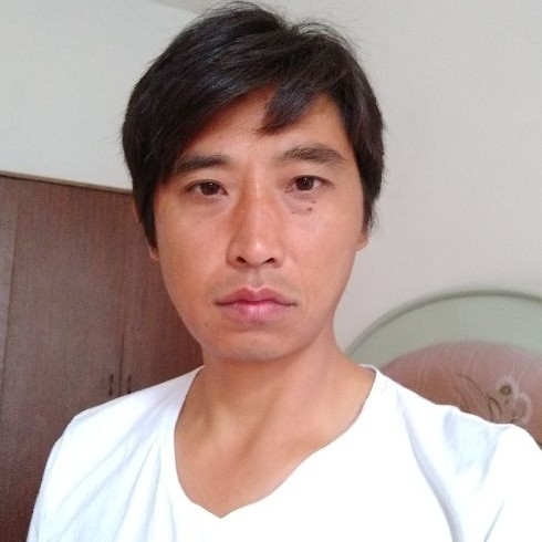 莞尔一笑的第一张照片--青岛相亲服务中心