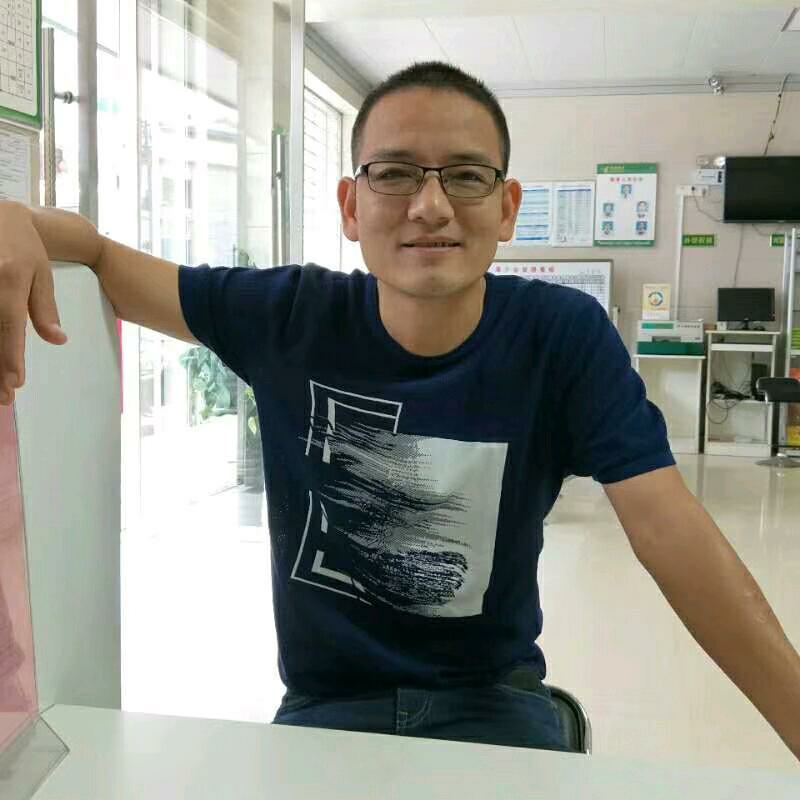 人生就像高尔夫的第一张照片--青岛相亲服务中心