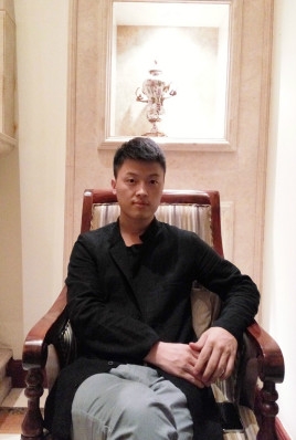 制片人杨亚林的第二张照片--青岛相亲服务中心