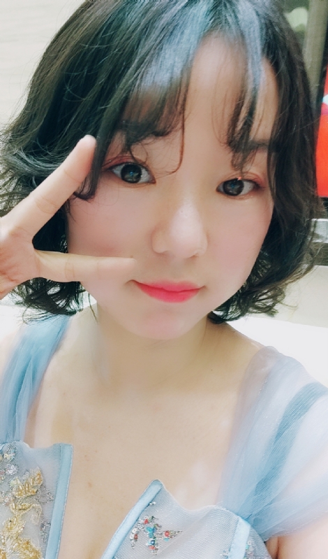 小c猫的第一张照片--青岛相亲服务中心