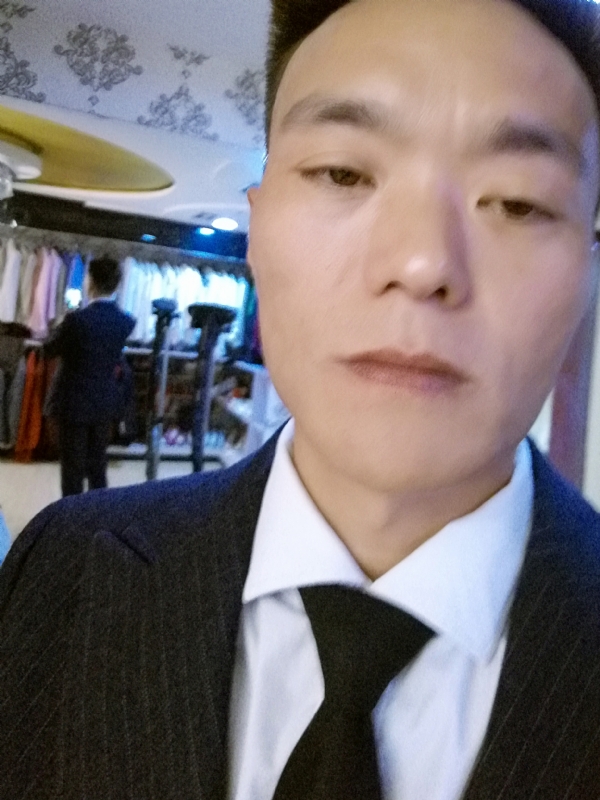 醉酒的蝴蝶的第二张照片--青岛相亲服务中心