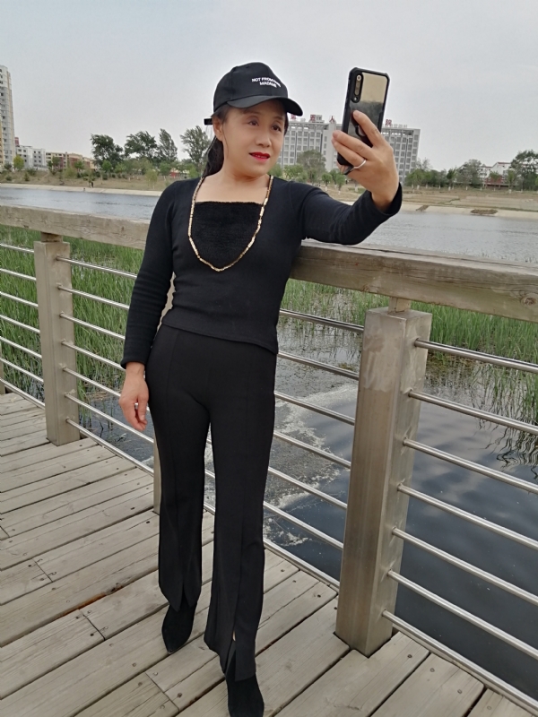 阳光你好的第四张照片--青岛相亲服务中心