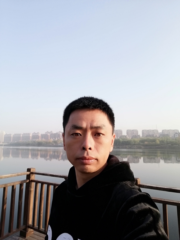 蓝颜的第一张照片--青岛相亲服务中心