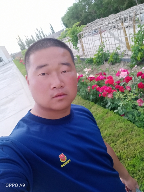 奋斗中的青春最美丽的第一张照片--青岛相亲服务中心