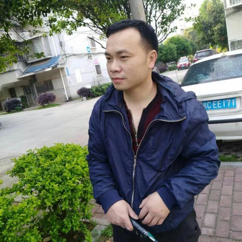 灰色足迹的第一张照片--青岛相亲服务中心