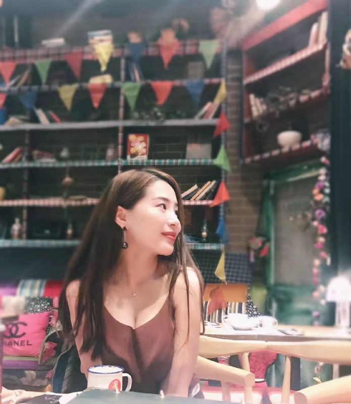 zoe的第二张照片--青岛相亲服务中心