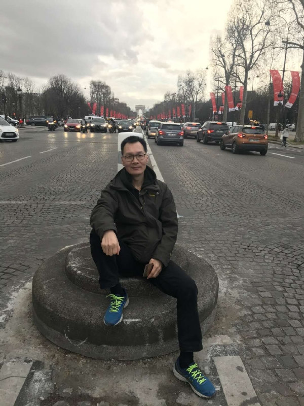 Denis的第一张照片--青岛相亲服务中心