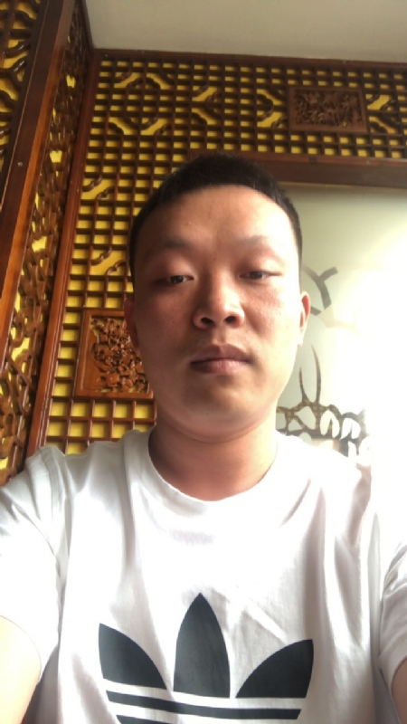 唐子龙的第二张照片--青岛相亲服务中心