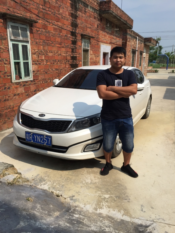 独坐街头的第一张照片--青岛相亲服务中心