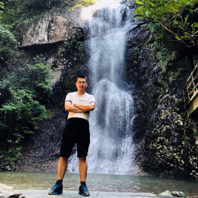 宁静致远的第二张照片--青岛相亲服务中心