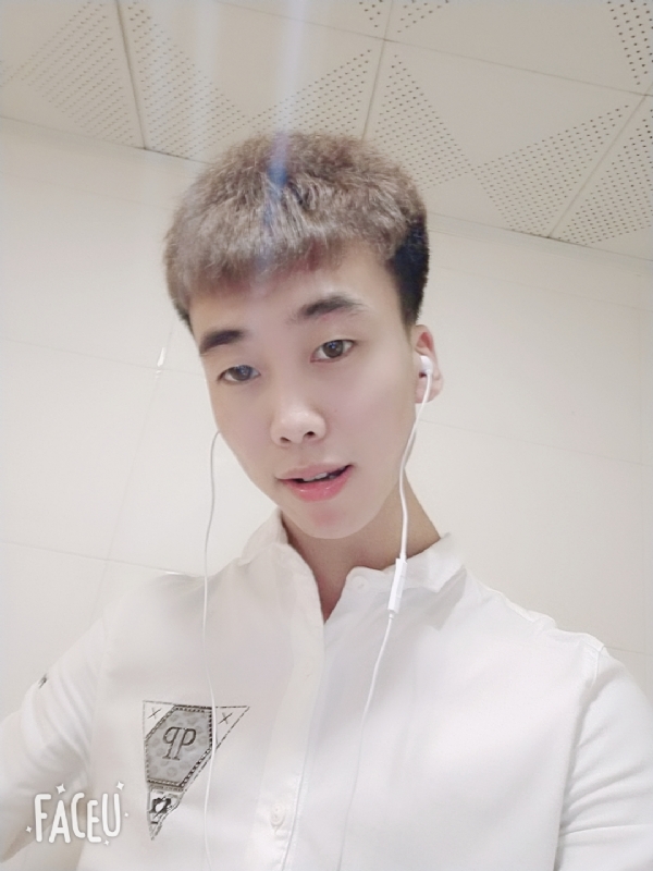 晚枫的第三张照片--青岛相亲服务中心