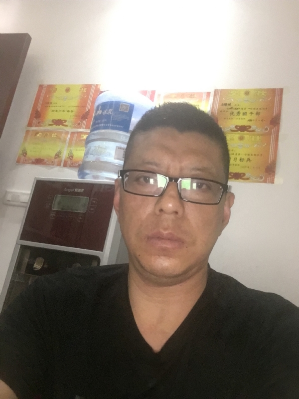 牵手的第二张照片--青岛相亲服务中心