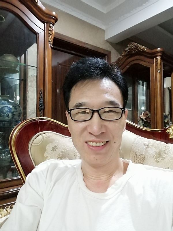 我在这里的第一张照片--青岛相亲服务中心