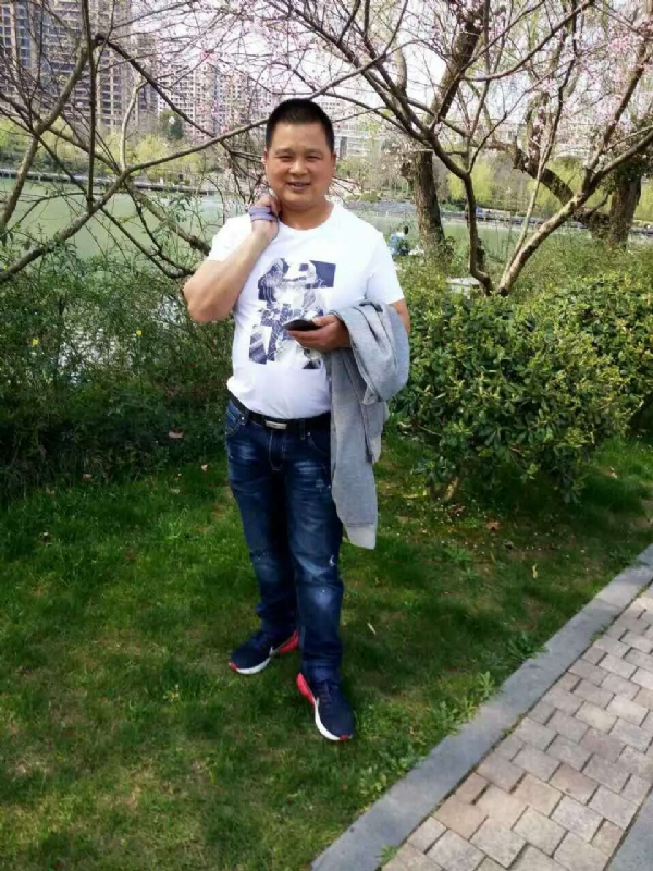 纯爷们的第二张照片--青岛相亲服务中心