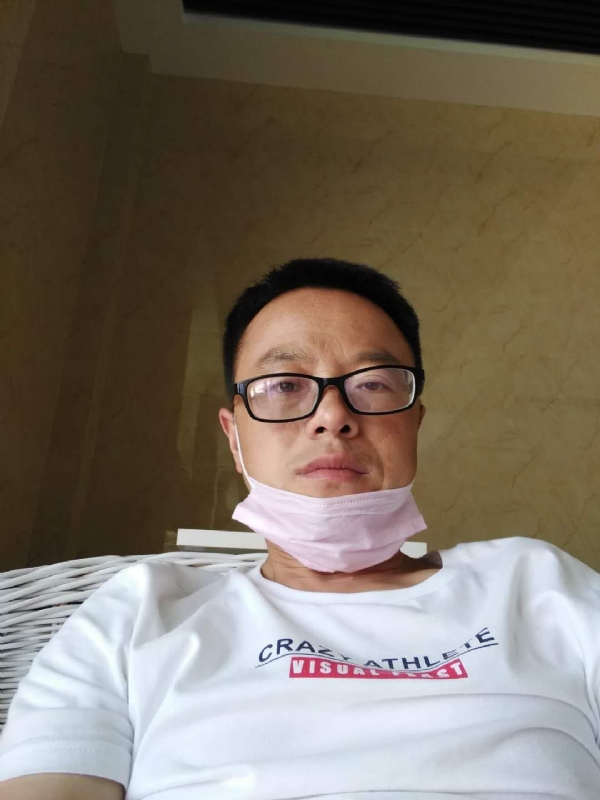 小马奔腾的第一张照片--青岛相亲服务中心