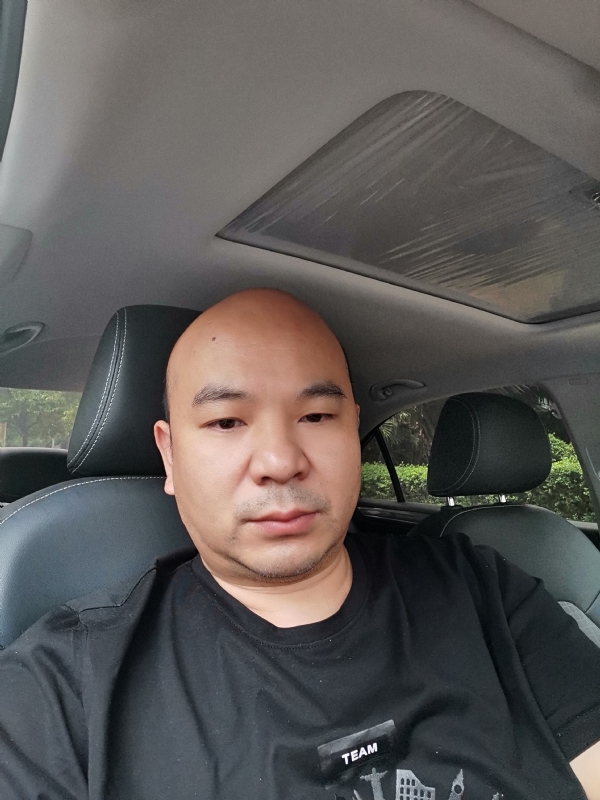 爷们已经老了的第一张照片--青岛相亲服务中心