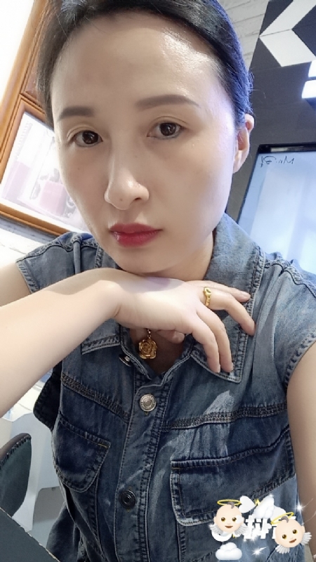 桃子的第三张照片--青岛相亲服务中心