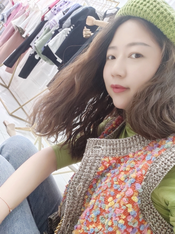 致橡树的第一张照片--青岛相亲服务中心