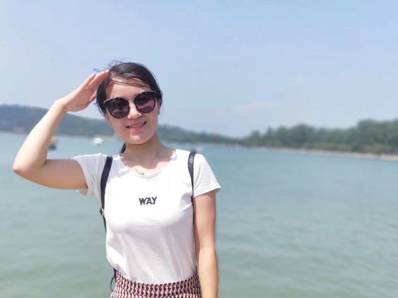 英子的第一张照片--青岛相亲服务中心